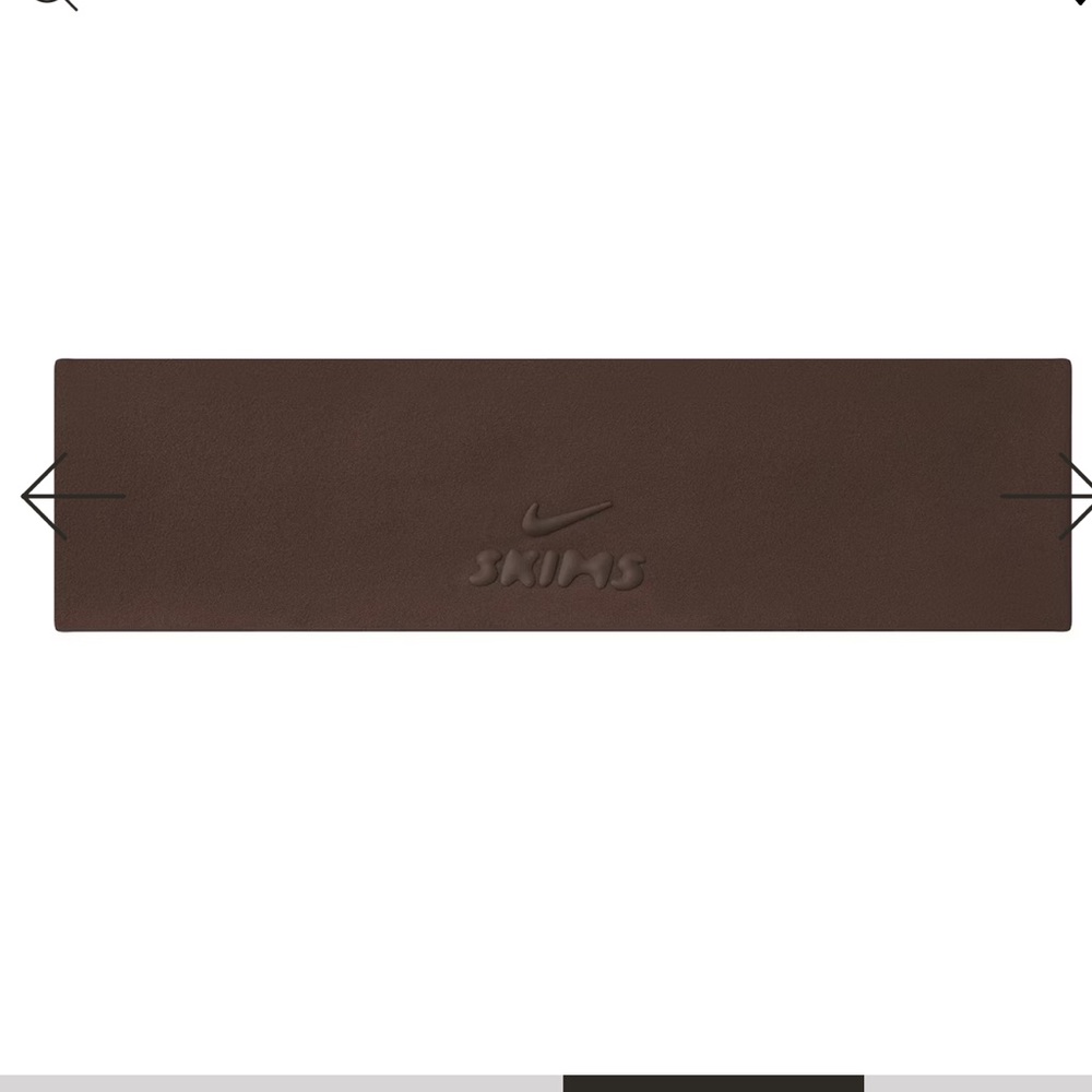 skims brown headband